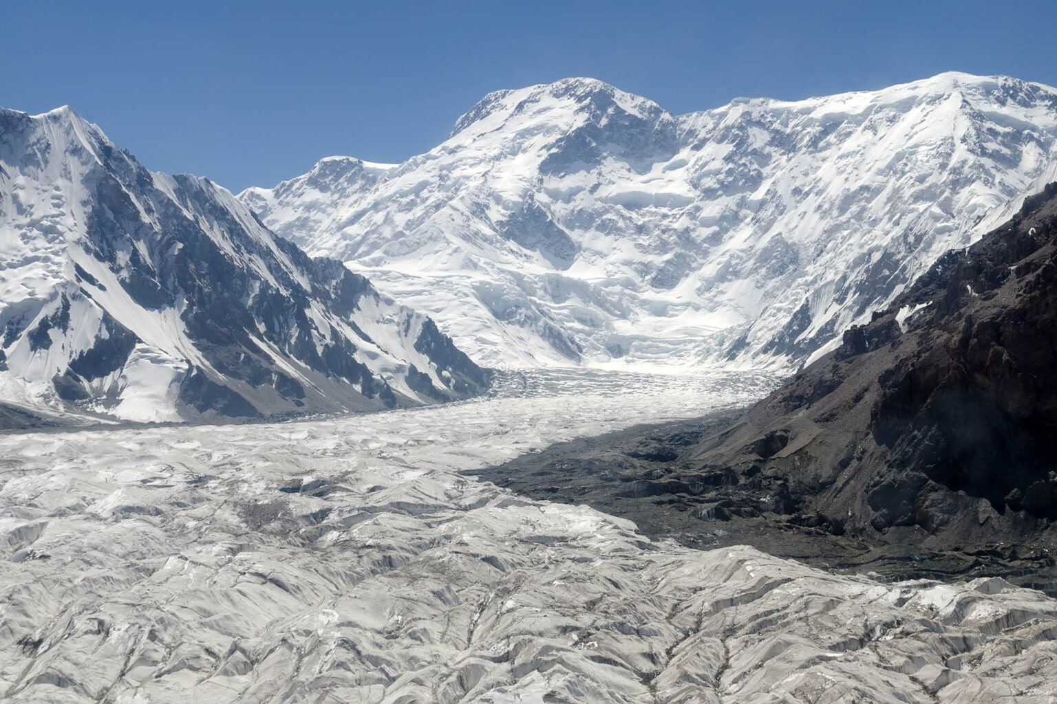 Rescue Called Off for Woman Stranded With Broken Leg for 11 Days on Himalayan Peak