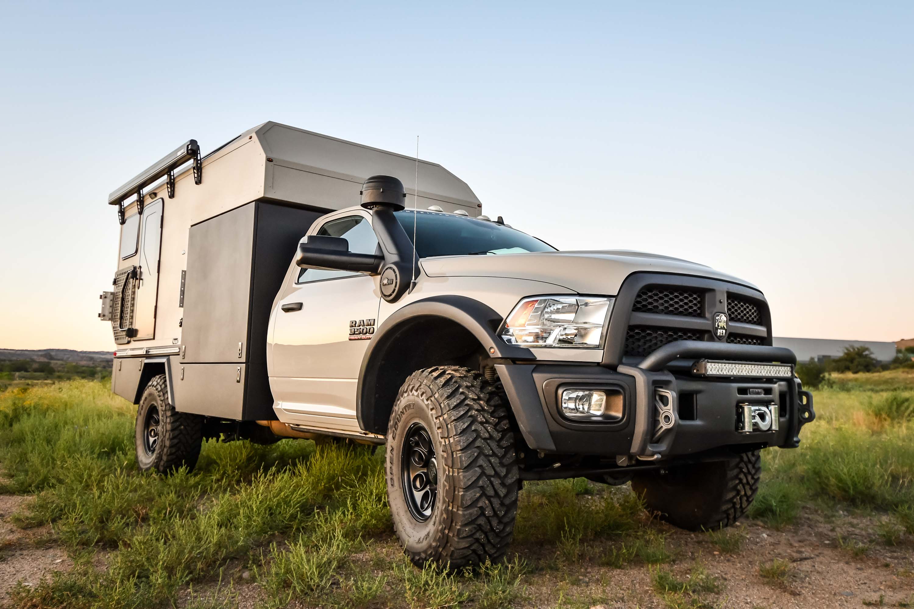 AT Overland Aterra XLF