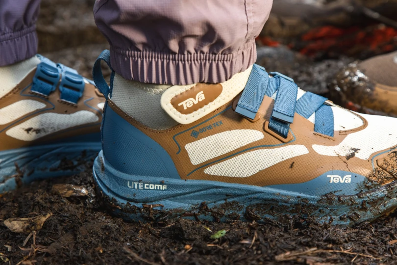teva trailwinder mid gtx stepping in mud