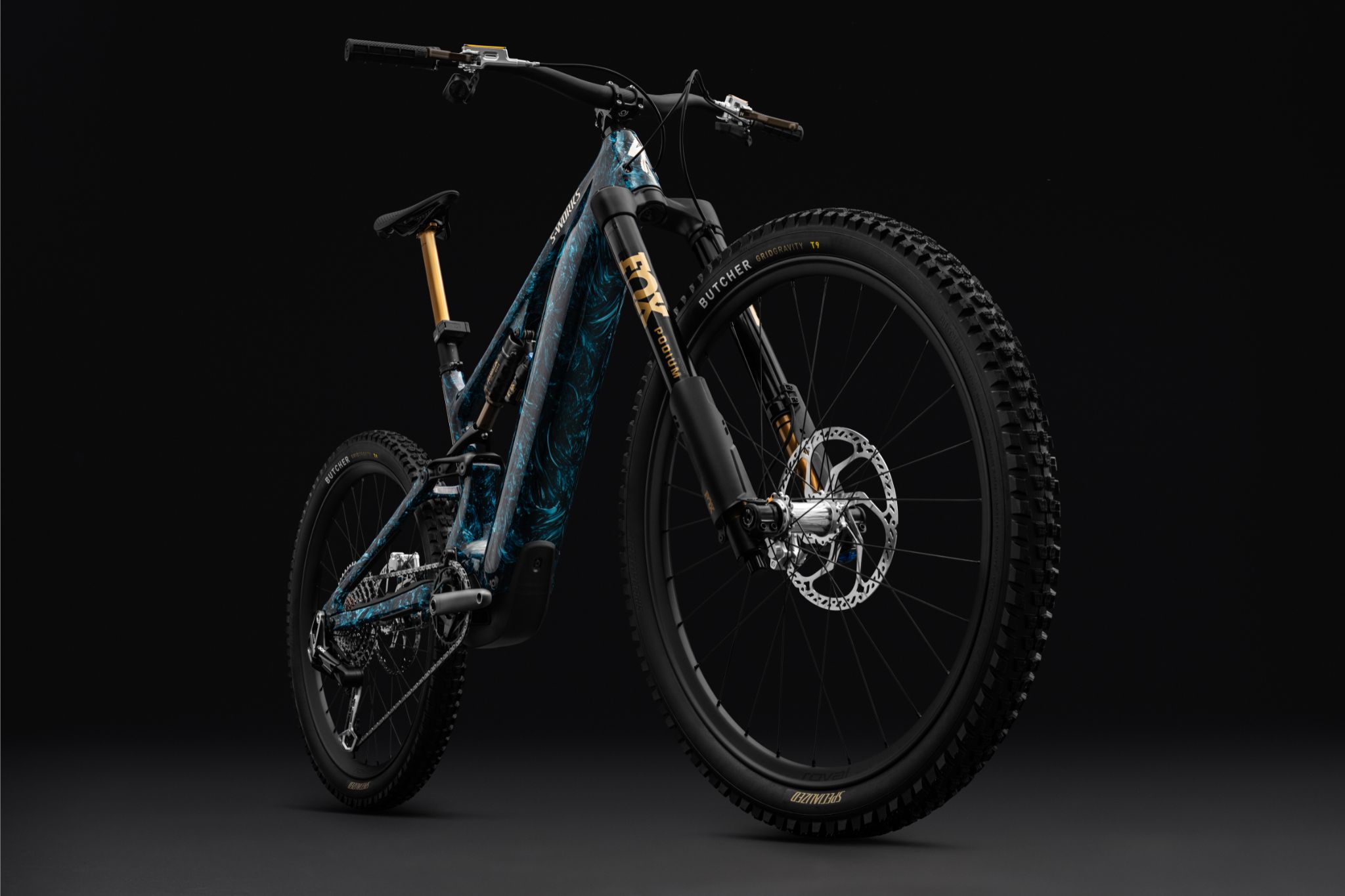 Bike with blue and gold detailing.