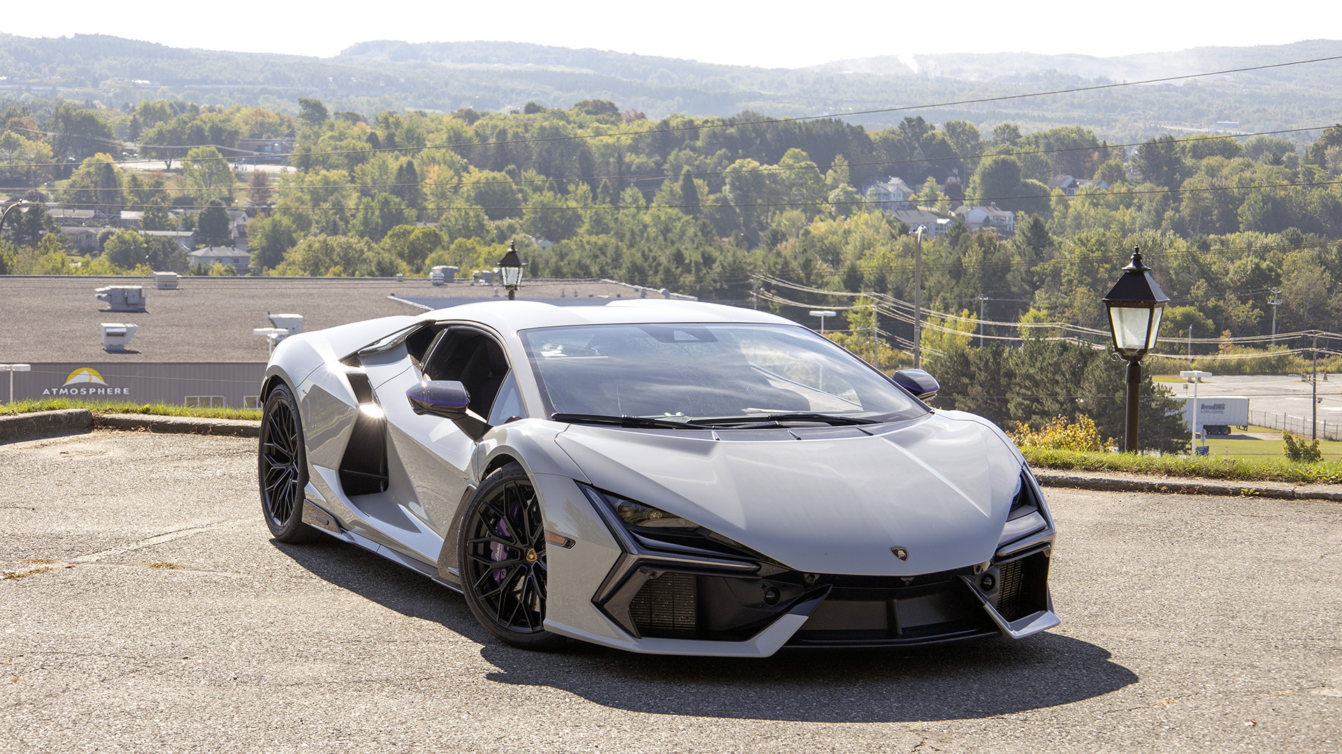 2025 Lamborghini Revuelto