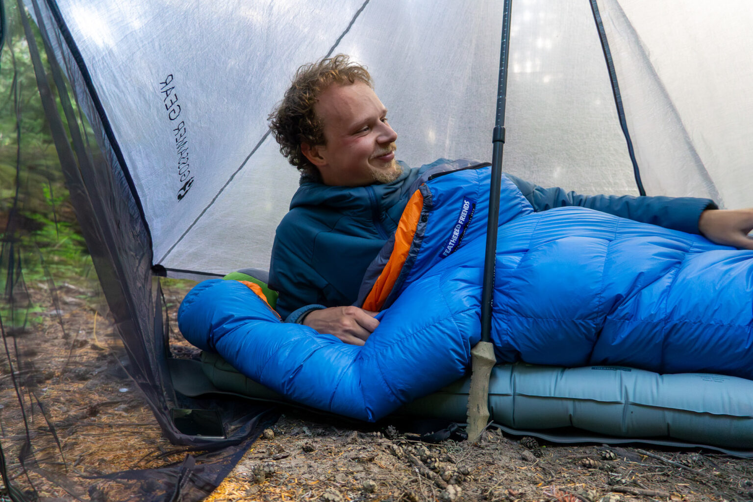 Feathered Friends Swallow UL 20 Sleeping Bag Review: Arctic-Proven, Premium Sleeping Bag Choice Feathered Friends Swallow UL 20 Sleeping Bag Review: Arctic-Proven, Premium Sleeping Bag Choice