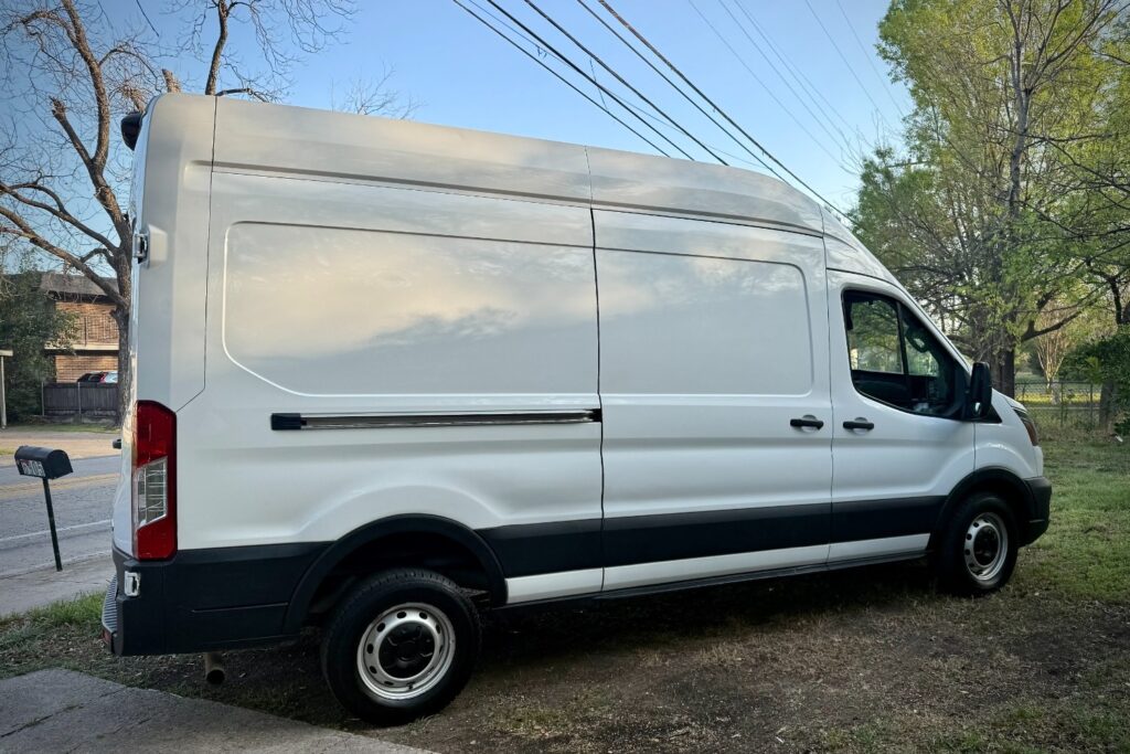 Building a Lightweight Modular Campervan: Less Is More