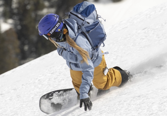 Snowboarder in Patagonia PowSlayer Jacket