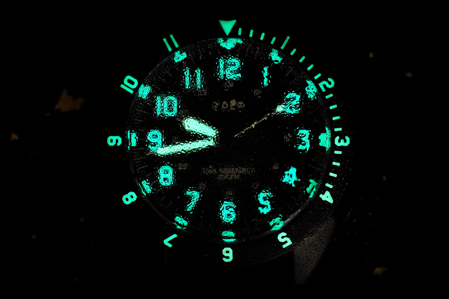 Wristwatch Workhorse: Vaer C4 Tactical Field DLC Solar Watch Review Wristwatch Workhorse: Vaer C4 Tactical Field DLC Solar Watch Review