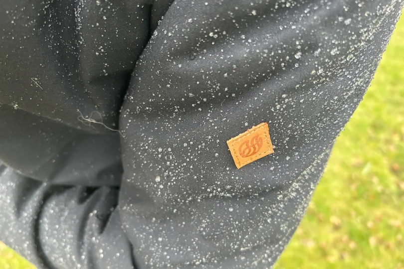 water droplets up close on teren campfire puffy