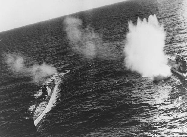 The U.S. Destroyer Crew That Fought a German U-Boat in Hand-to-Hand Combat The U.S. Destroyer Crew That Fought a German U-Boat in Hand-to-Hand Combat