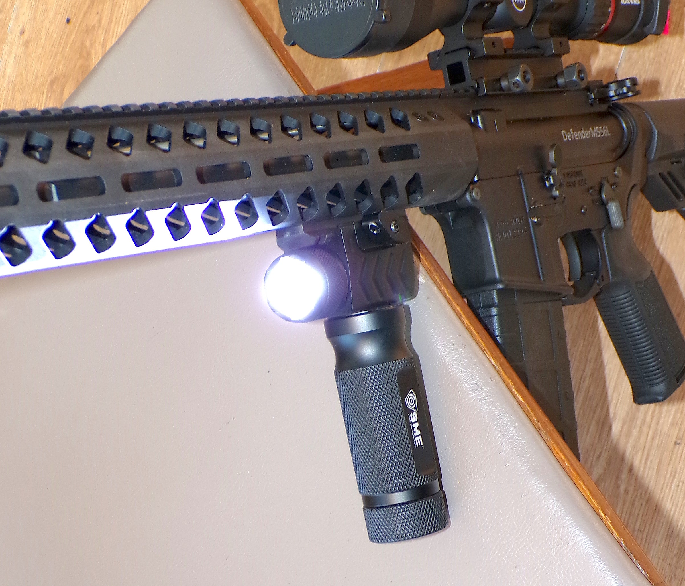 HM-Defense-Defender-foregrip-1