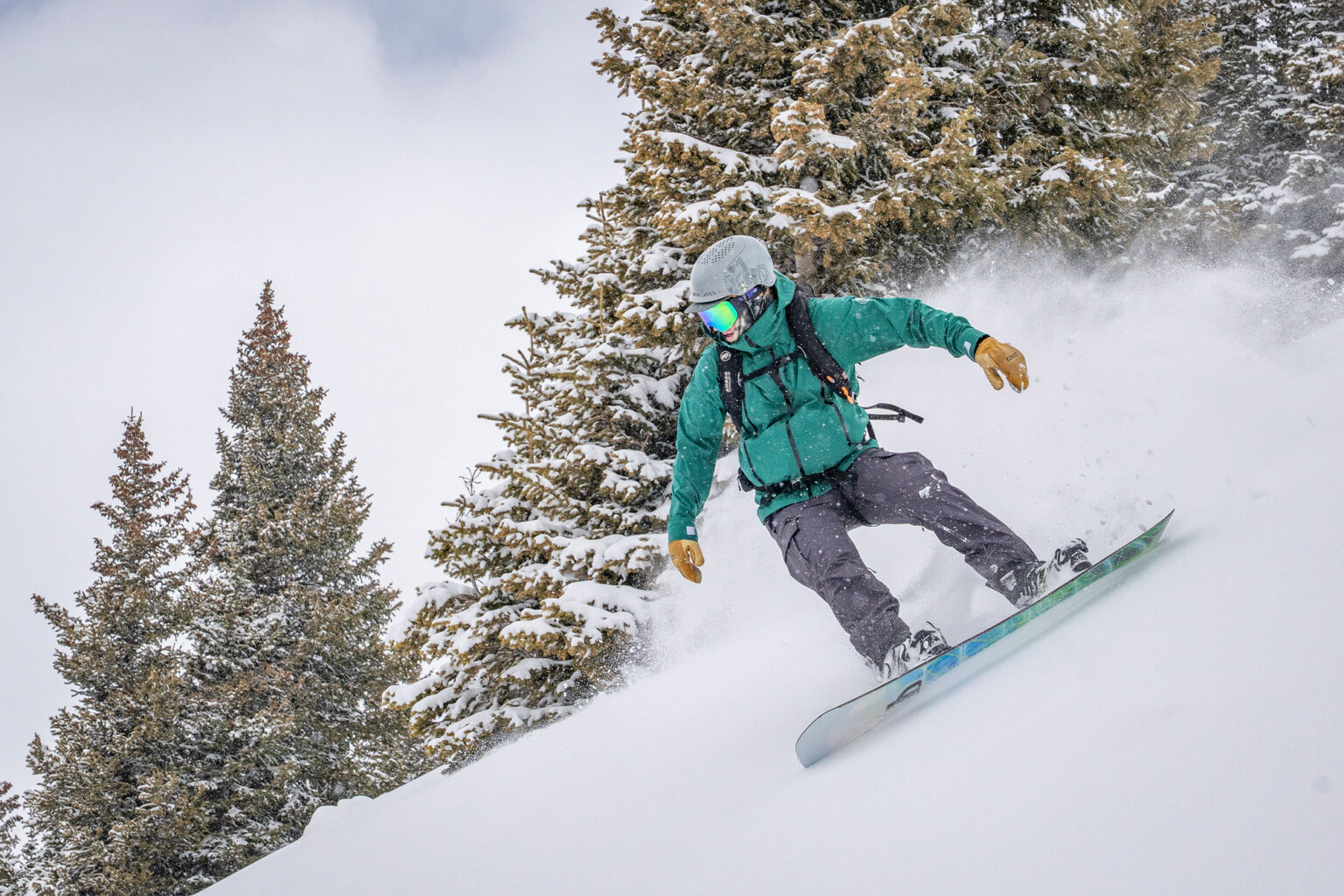 Best Snowboard Jackets for Men of 2025-2026 Best Snowboard Jackets for Men of 2025-2026