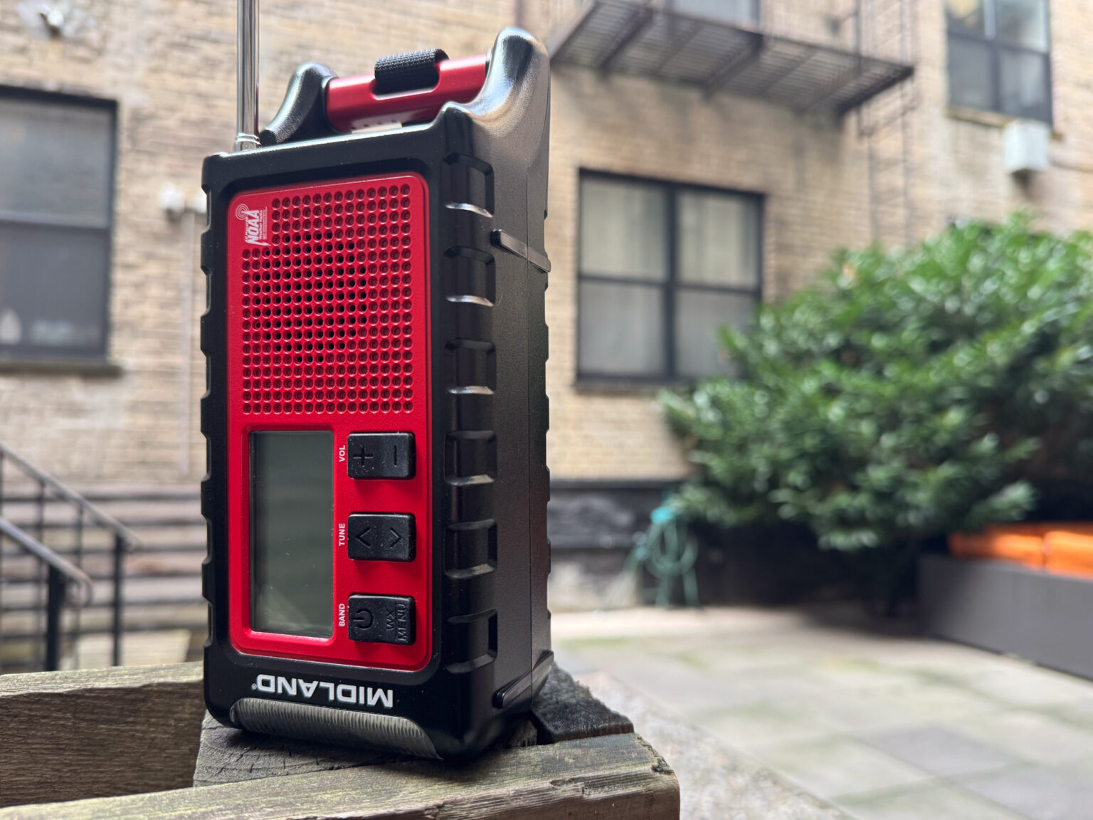 Massive Battery Upgrade Meets Modern Connectivity: Midland ER310PRO Emergency Weather Radio Review