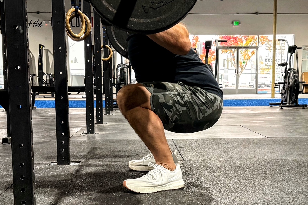 NOBULL Ripstop Drive squatting