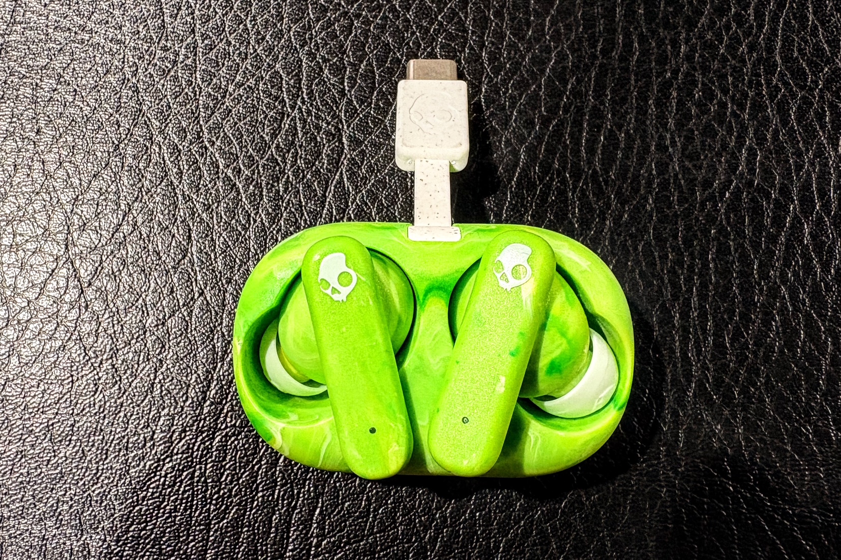 Skullcandy Ecobuds Case front