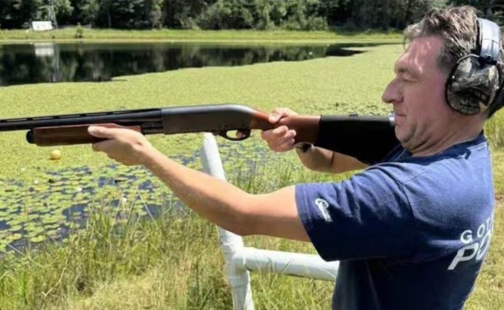 UK Man Arrested for US Gun Photo, Musk Cites 2nd Amendment UK Man Arrested for US Gun Photo, Musk Cites 2nd Amendment