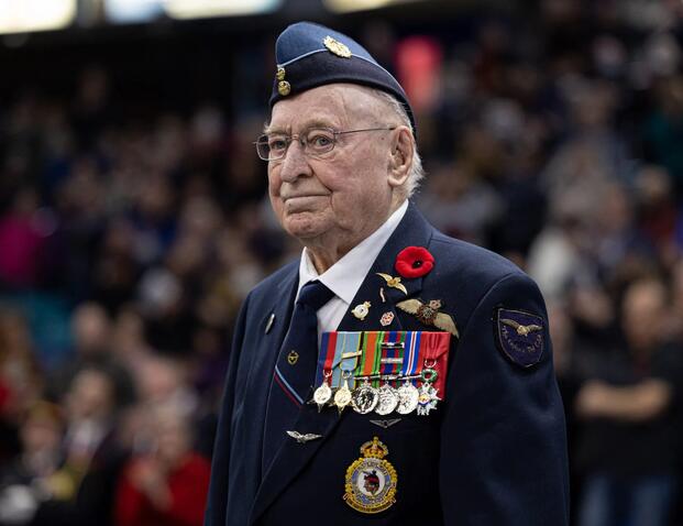 World War II Pilot Who Lived Through Four Plane Crashes Dies at 103 World War II Pilot Who Lived Through Four Plane Crashes Dies at 103