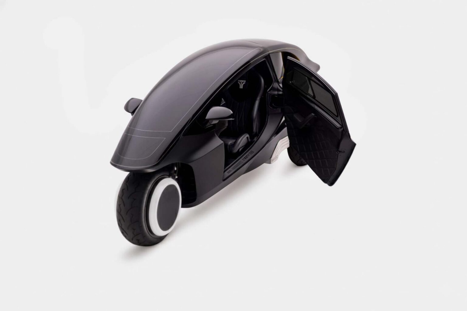 Tron Lightcycle Meets Reliant Robin: Will.i.am Tries to Kickstart AI-Powered Micromobility