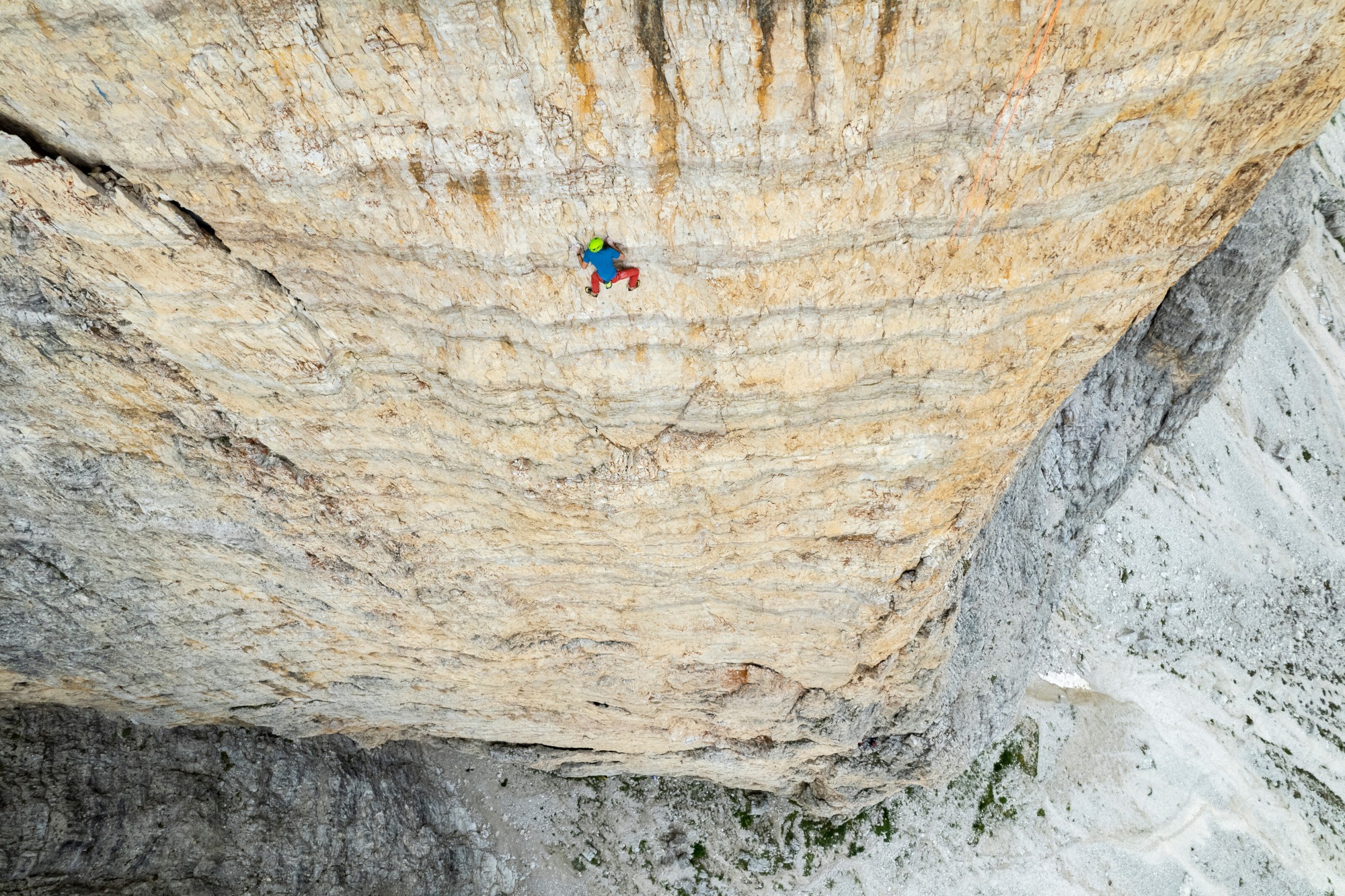 Alex Honnold solos the Yellow Wall on the Cima Piccola, Dolomites; (photo/Renan Ozturk, Red Bull)