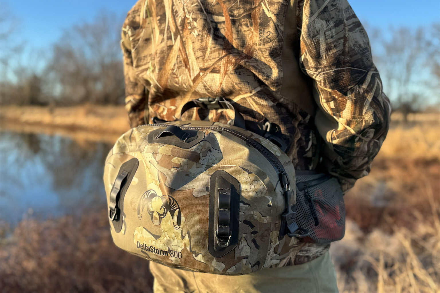 Stay Mobile in the Marsh: KUIU DeltaStorm 800 Submersible Waistpack Review