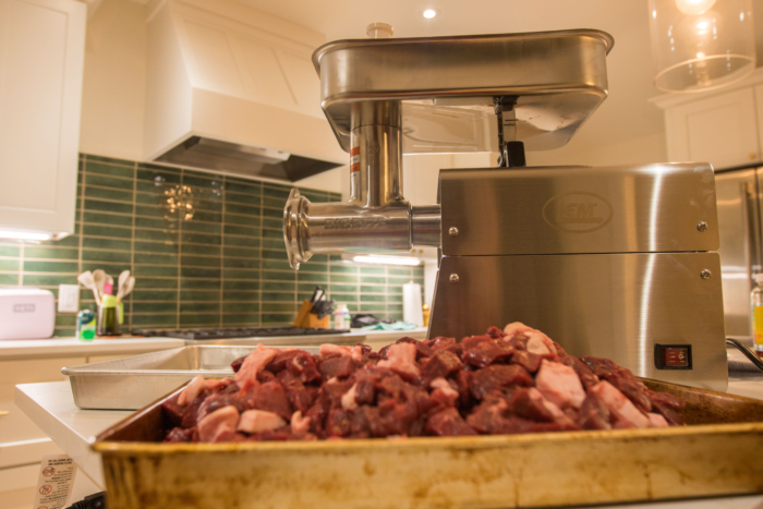 Fast, Quiet, and Made for Big Jobs: LEM #22 Big Bite 1.0 HP Meat Grinder Review Fast, Quiet, and Made for Big Jobs: LEM #22 Big Bite 1.0 HP Meat Grinder Review