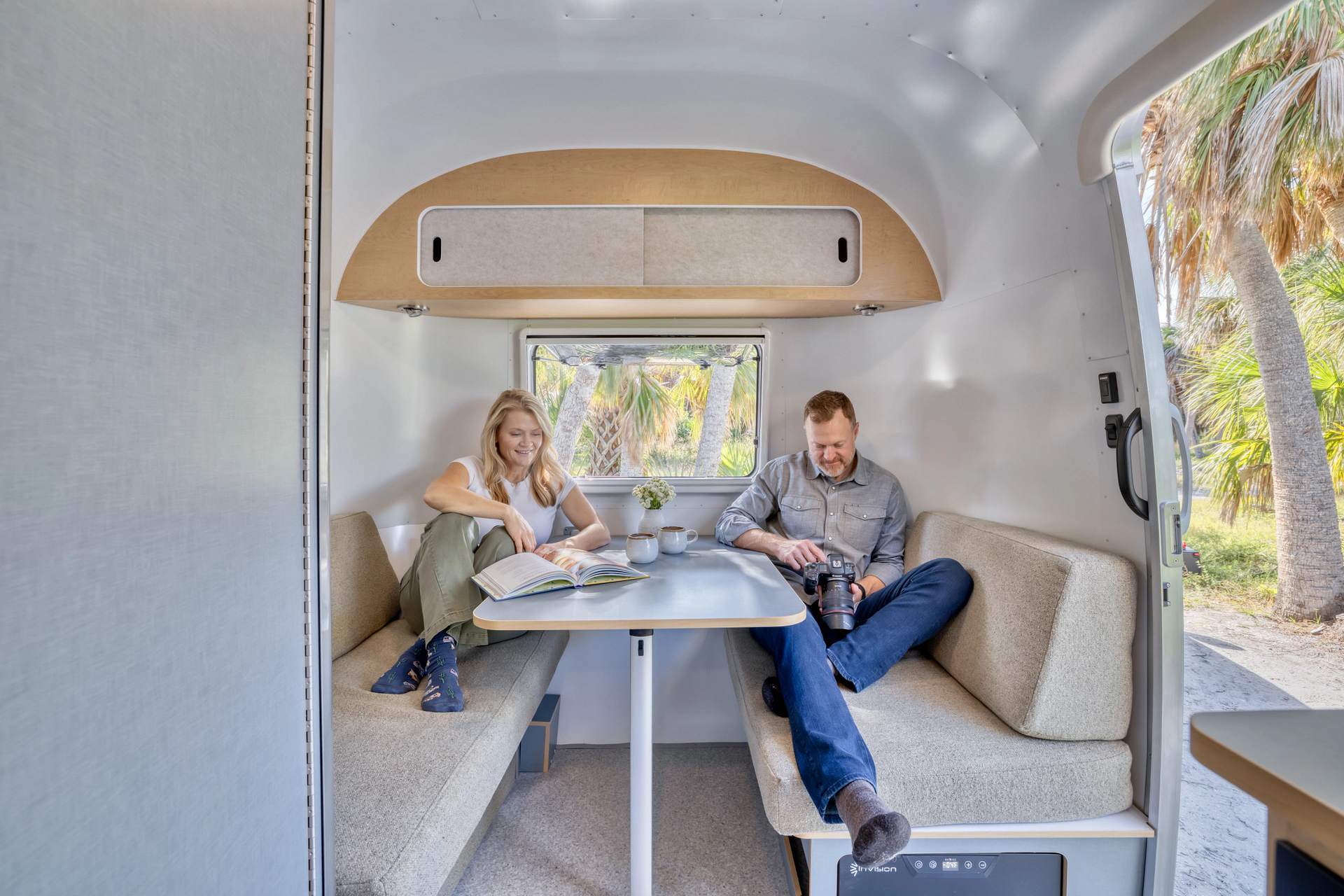 Airstream World Traveler 22RB