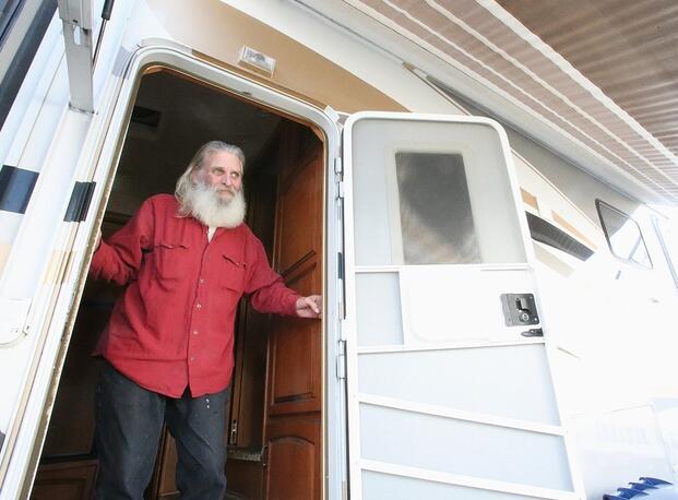 Military Wife Helps Homeless Veterans in Idaho Through RV Donations Military Wife Helps Homeless Veterans in Idaho Through RV Donations