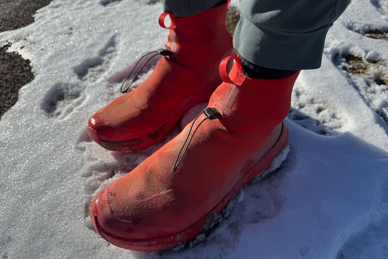 Arc’teryx Norvan Nivalis GTX shoes on icy ground