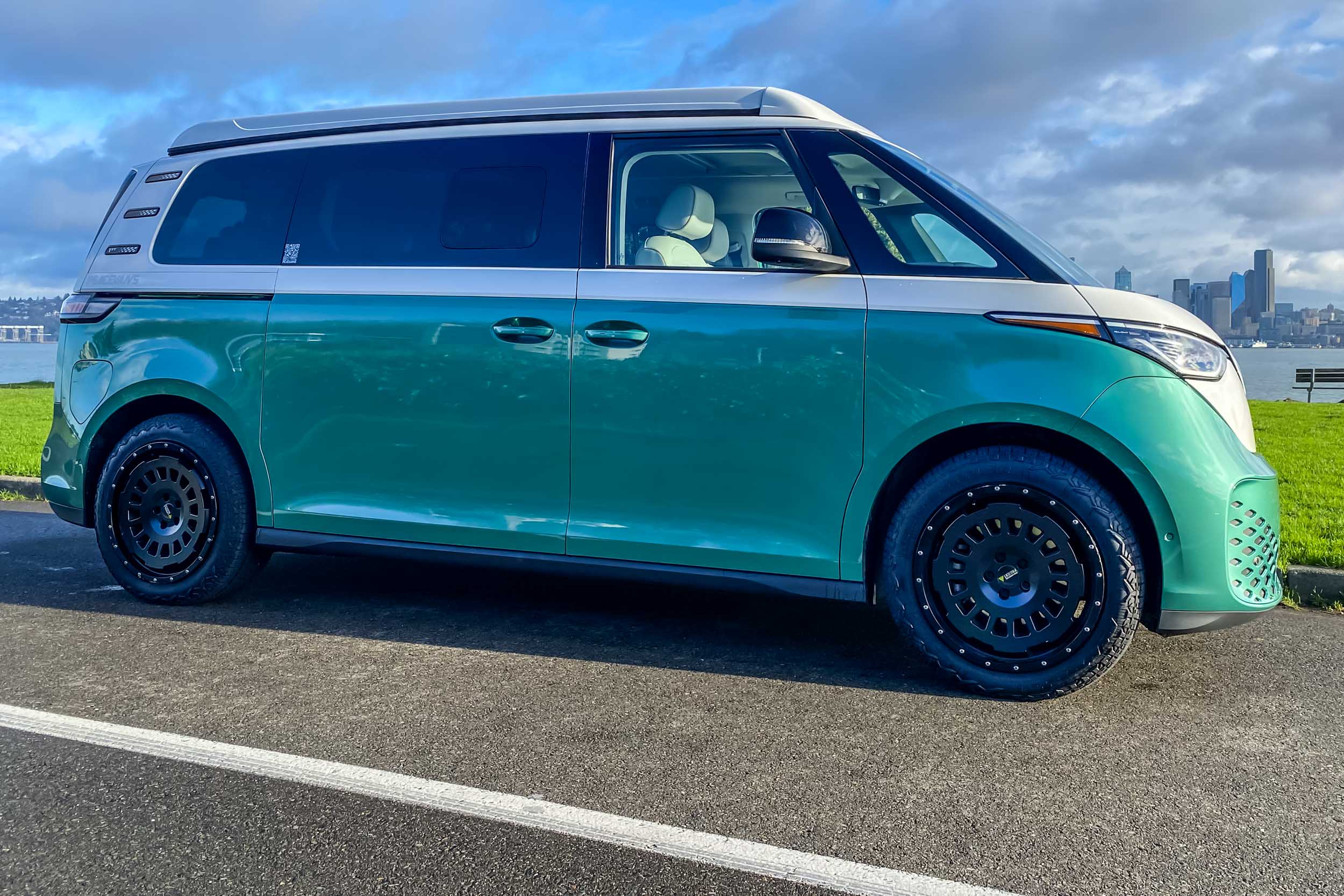 Peace Vans VW ID Buzz pop-top