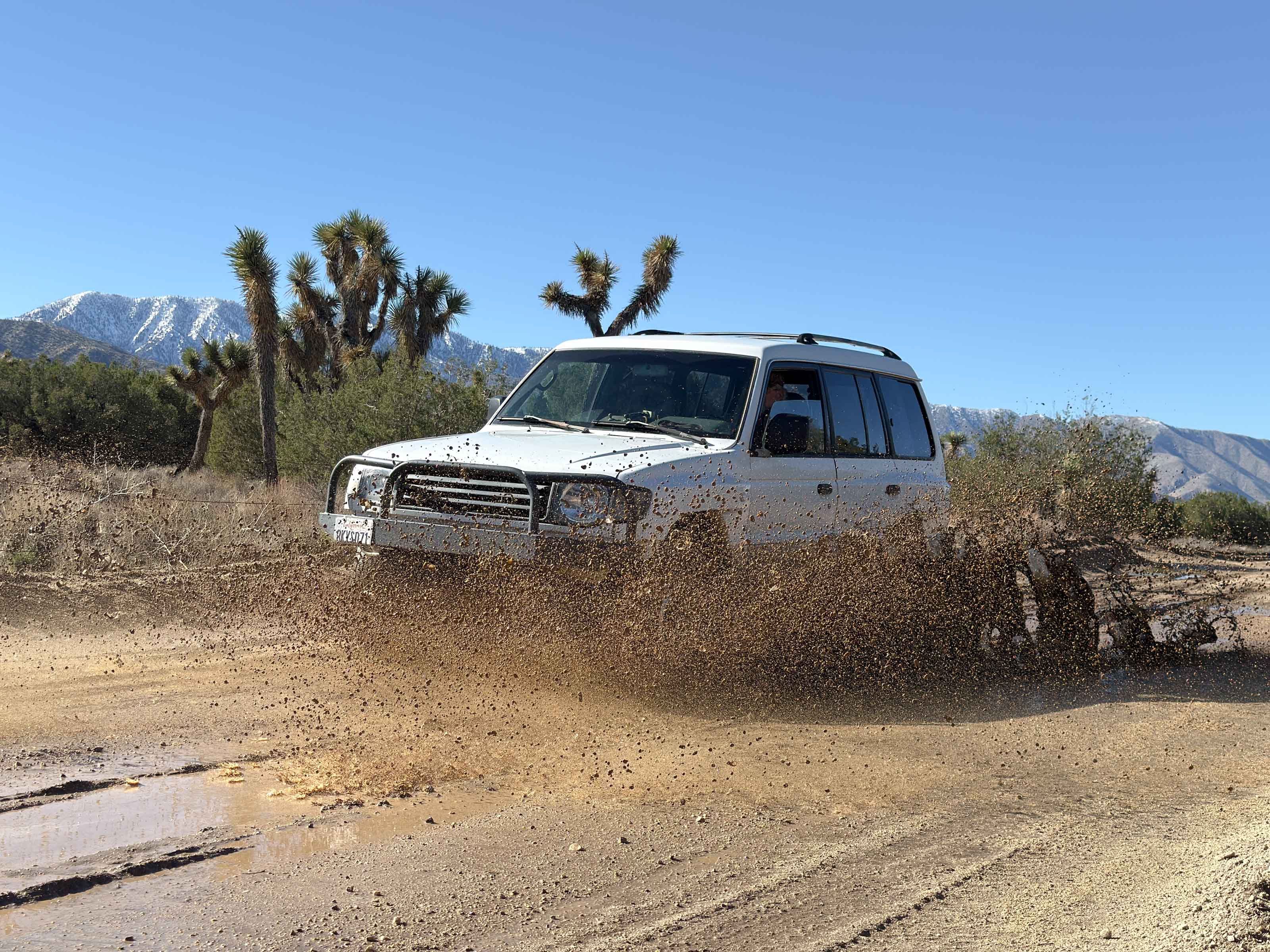 Kumho Road Venture AT52