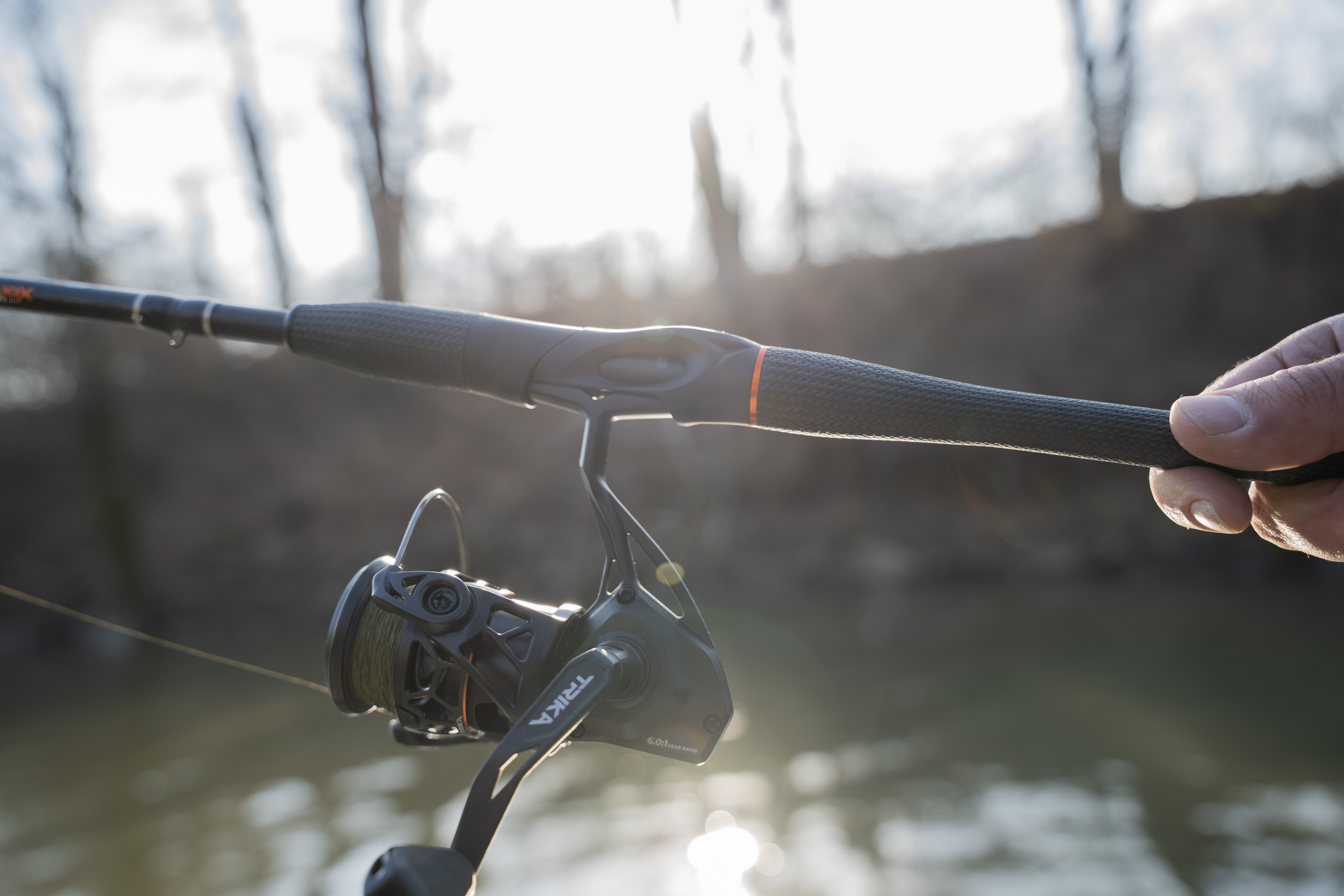 The hallow carbon handle of the Trika 10X rod