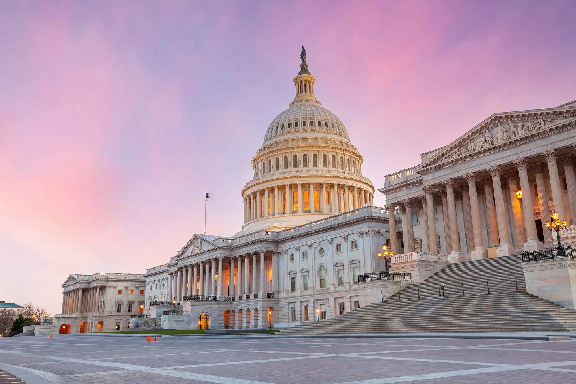 Sunset,Shot,Of,The,United,States,Capitol,Building,In,Washington,