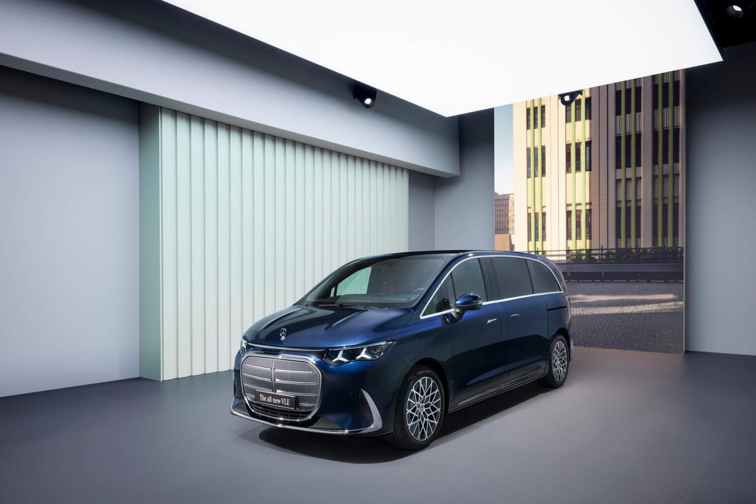 The Humble Van Gets Very, Very Fancy: Mercedes-Benz VLE The Humble Van Gets Very, Very Fancy: Mercedes-Benz VLE