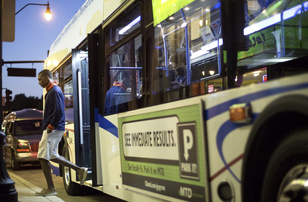 Gun-Rights Groups Ask SCOTUS to Review Illinois Transit Ban Gun-Rights Groups Ask SCOTUS to Review Illinois Transit Ban