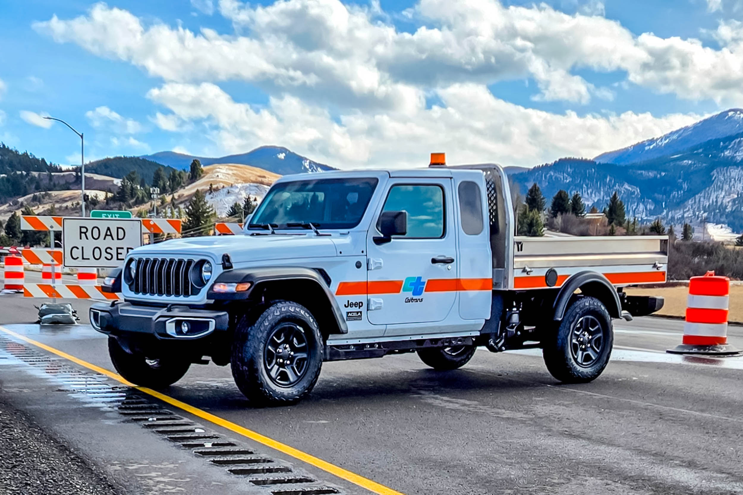 Acela Dispatcher 4x4