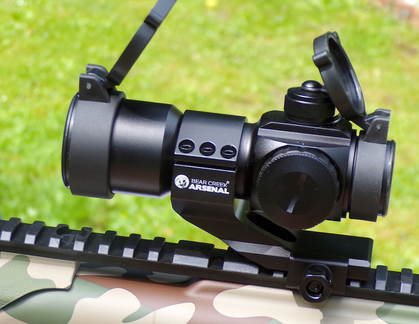 Hi-Point 1095 Carbine Review: Ugly, Cheap & It Just Works