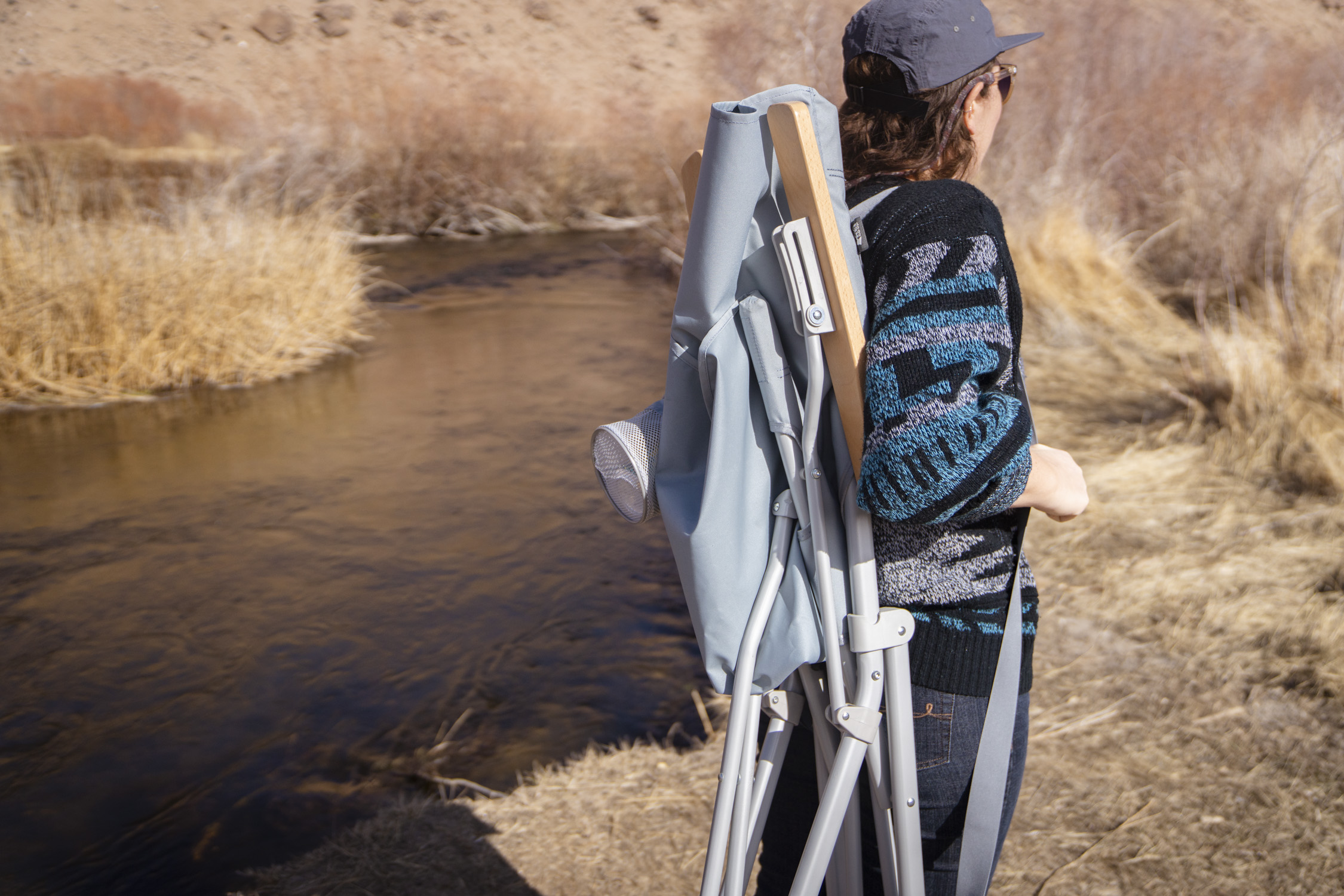 Carrying the REI Co-op Wonderland Chair