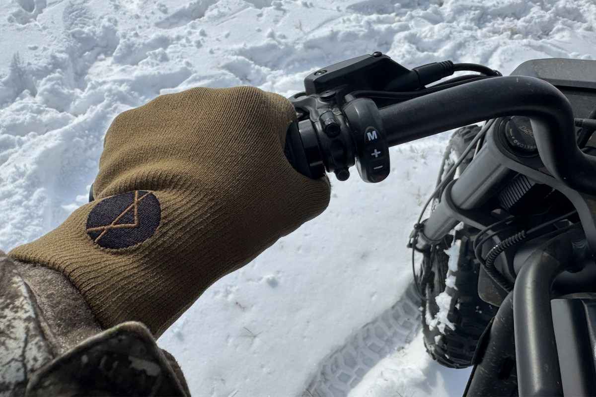 Cross Point Gear Pro Wool Gloves used while riding through snowy terrain