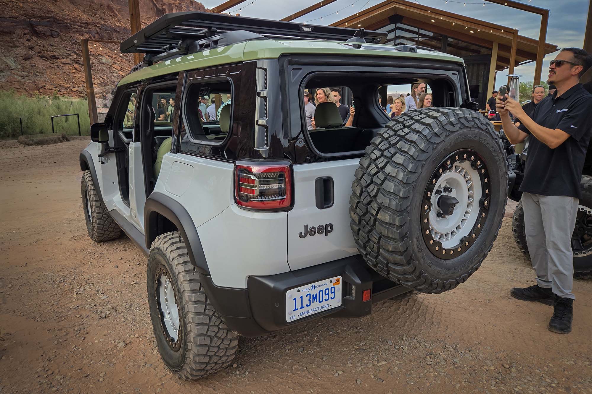 Jeep Recon Overwatch Concept