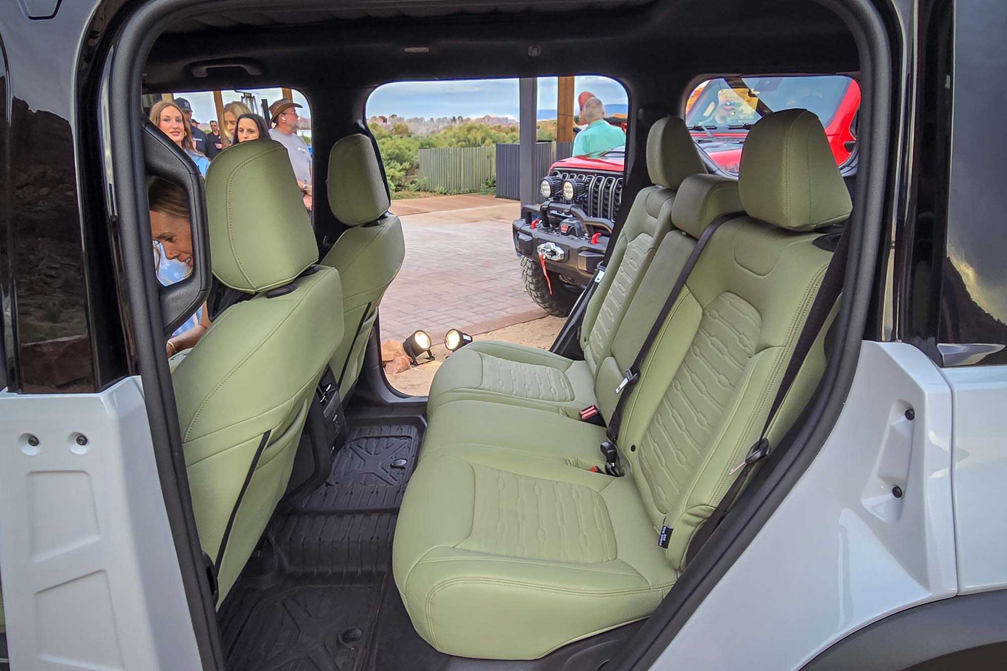 Jeep Recon Overwatch Concept