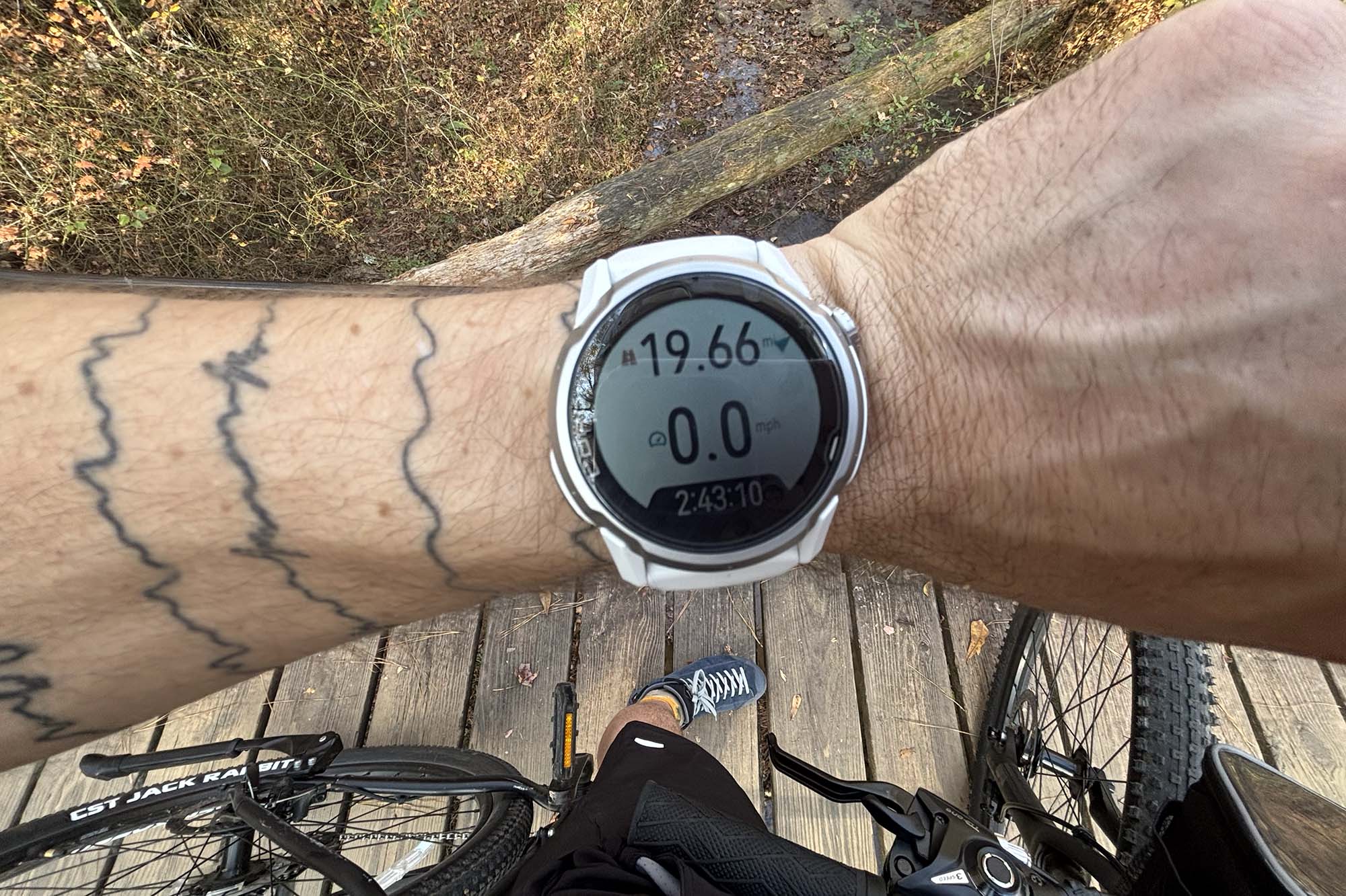 coros apex 4 biking