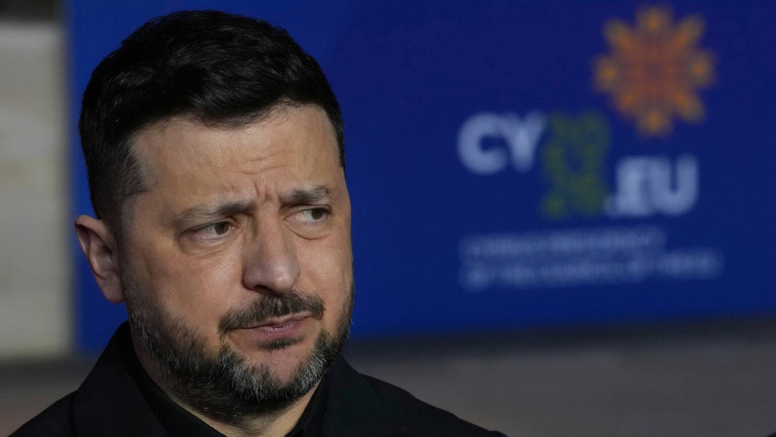 Zelenskyy Says He’s Seeking Details of Putin’s May 9 Ceasefire Proposal