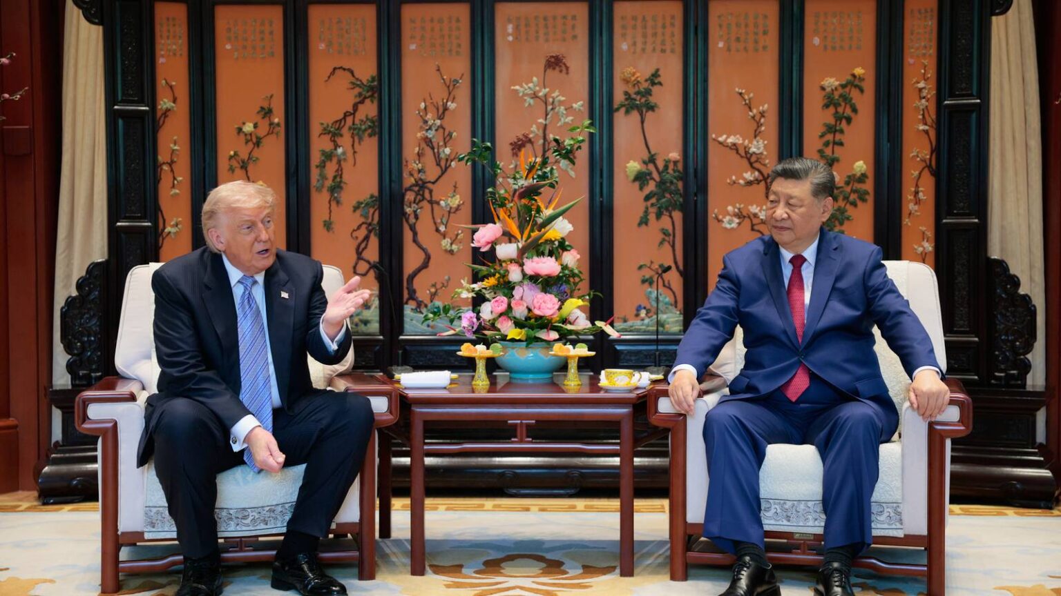 Trump Weighs Taiwan Arms Package After Summit Aimed at Steadying US-China Ties