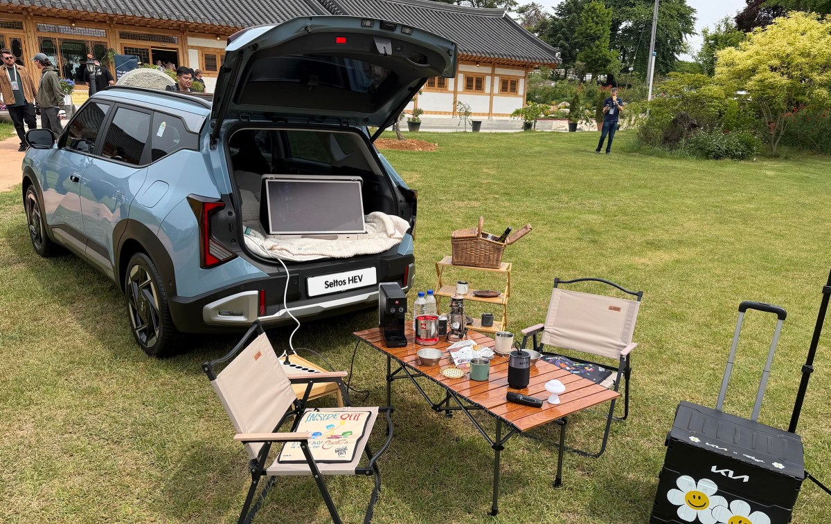 2027 Kia Seltos Hybrid powering a picnic
