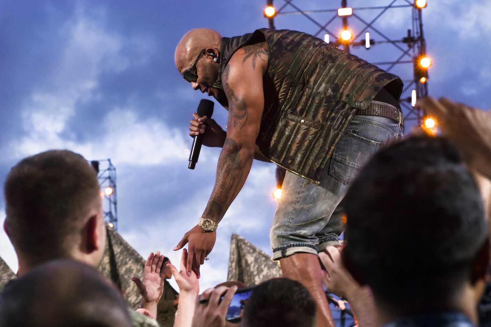 Flo Rida Performs Joint Base Pearl Harbor-Hickam, Hosted by Dwayne “The Rock” Johnson, “Rock the Troops”