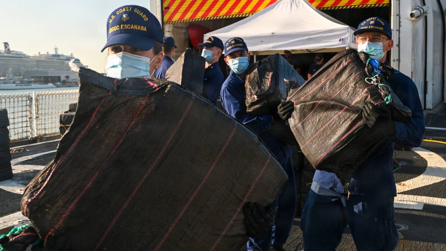 Coast Guard’s Million Cocaine ‘Triple Threat’ Bust Off Columbian Coast Coast Guard’s Million Cocaine ‘Triple Threat’ Bust Off Columbian Coast