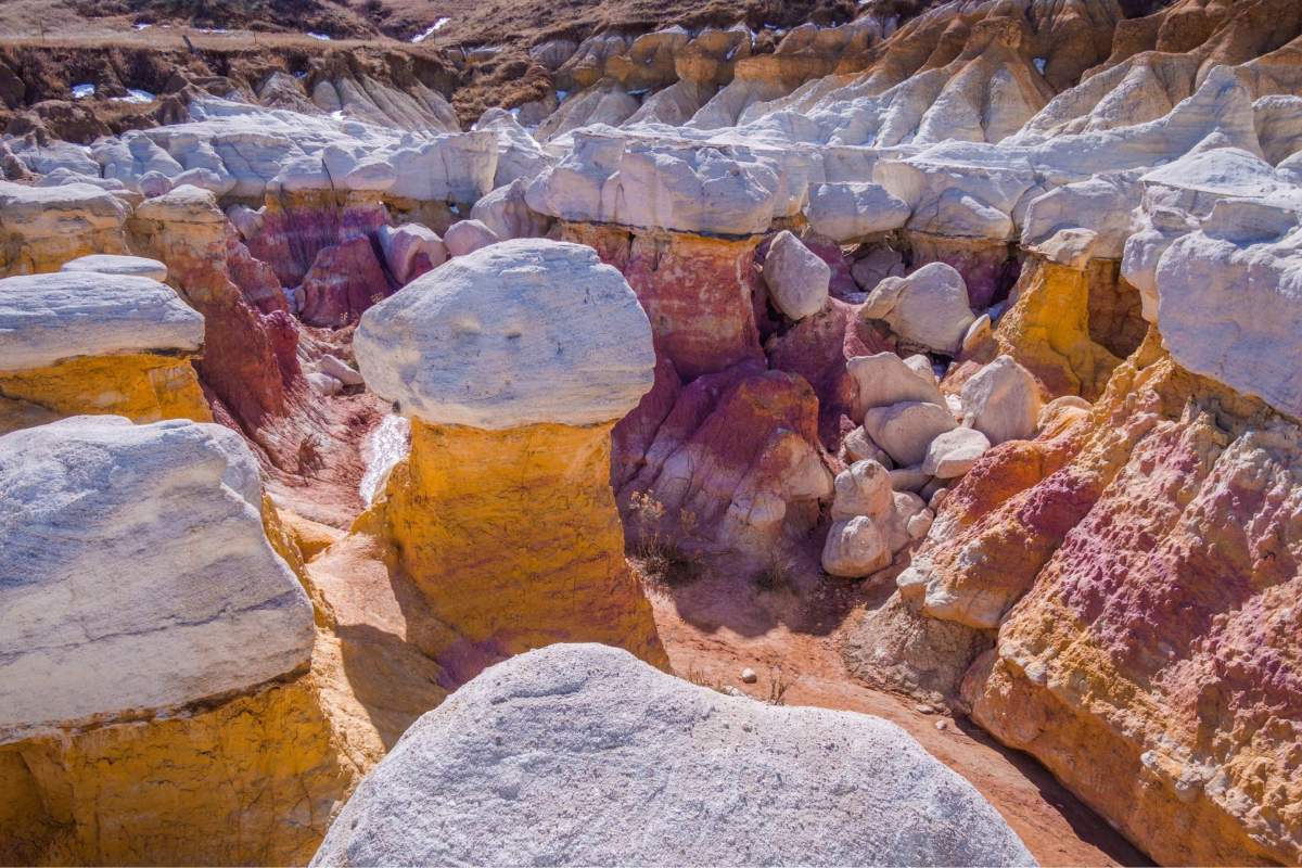 rocks in differently colored clay