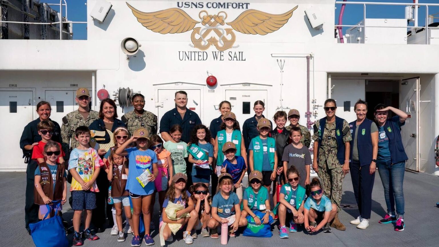 Navy Captain Uses Girl Scouts to Help Raise Future Military Leaders