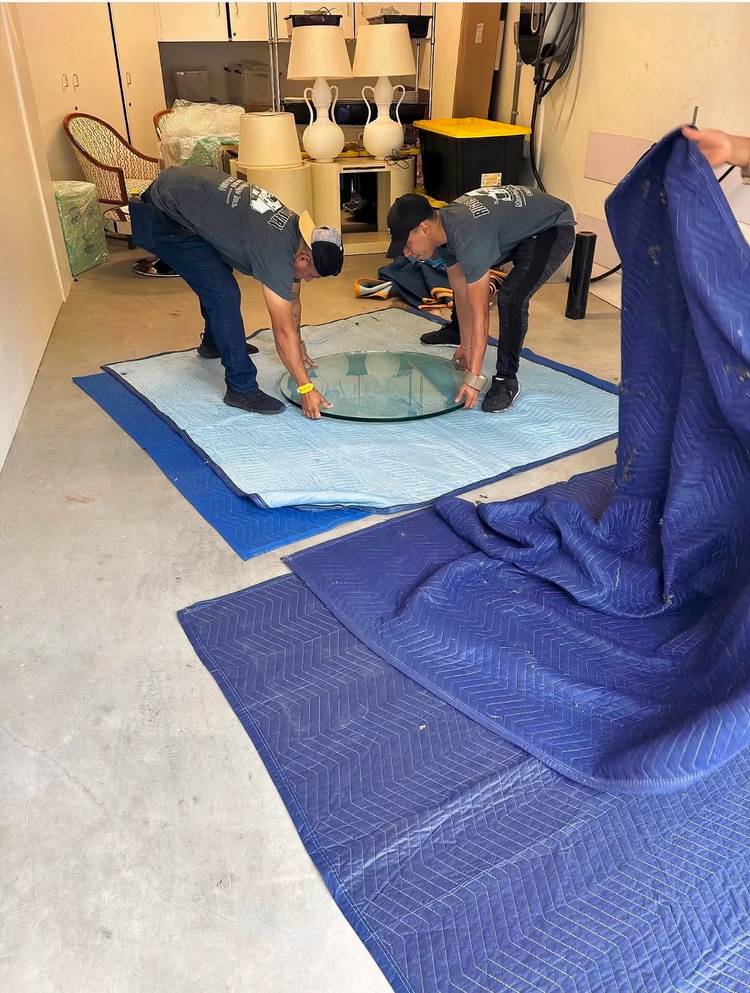 Moving crew brokered by Safe Ship Moving  (Safe Ship Moving).