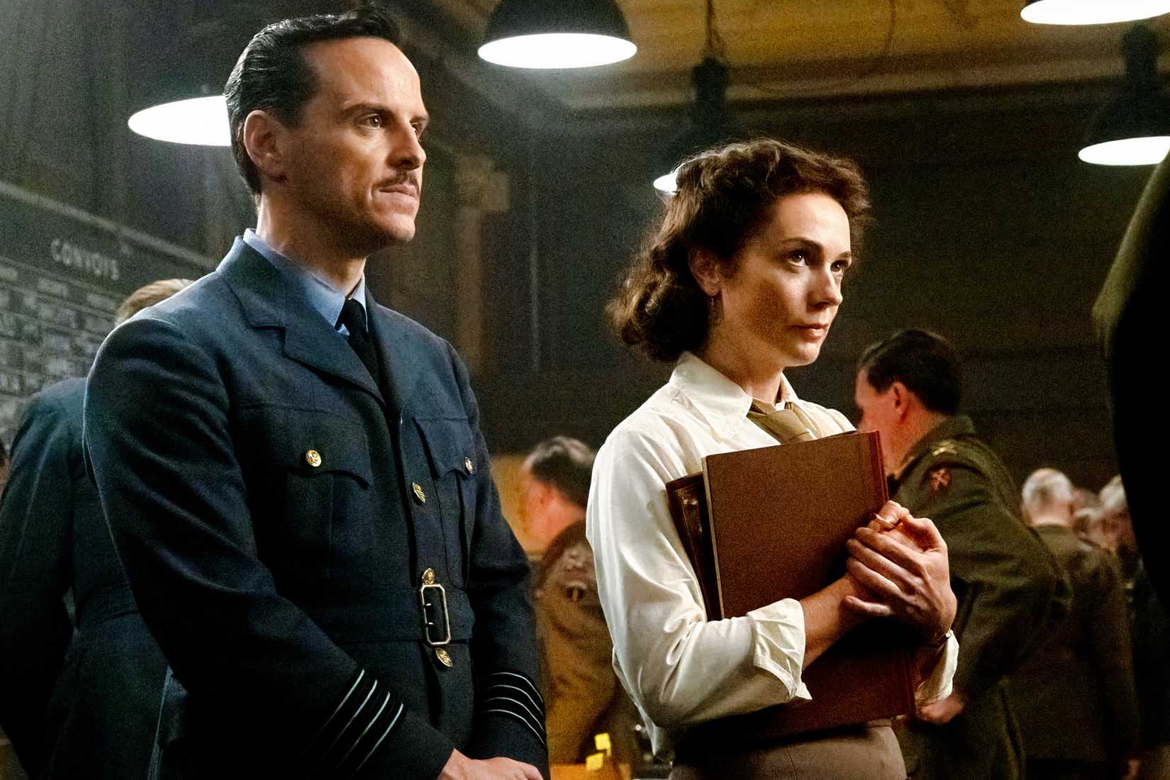 Andrew Scott as Captain James Stagg and Kerry Condon as Captain Kay Summersby in Pressure.