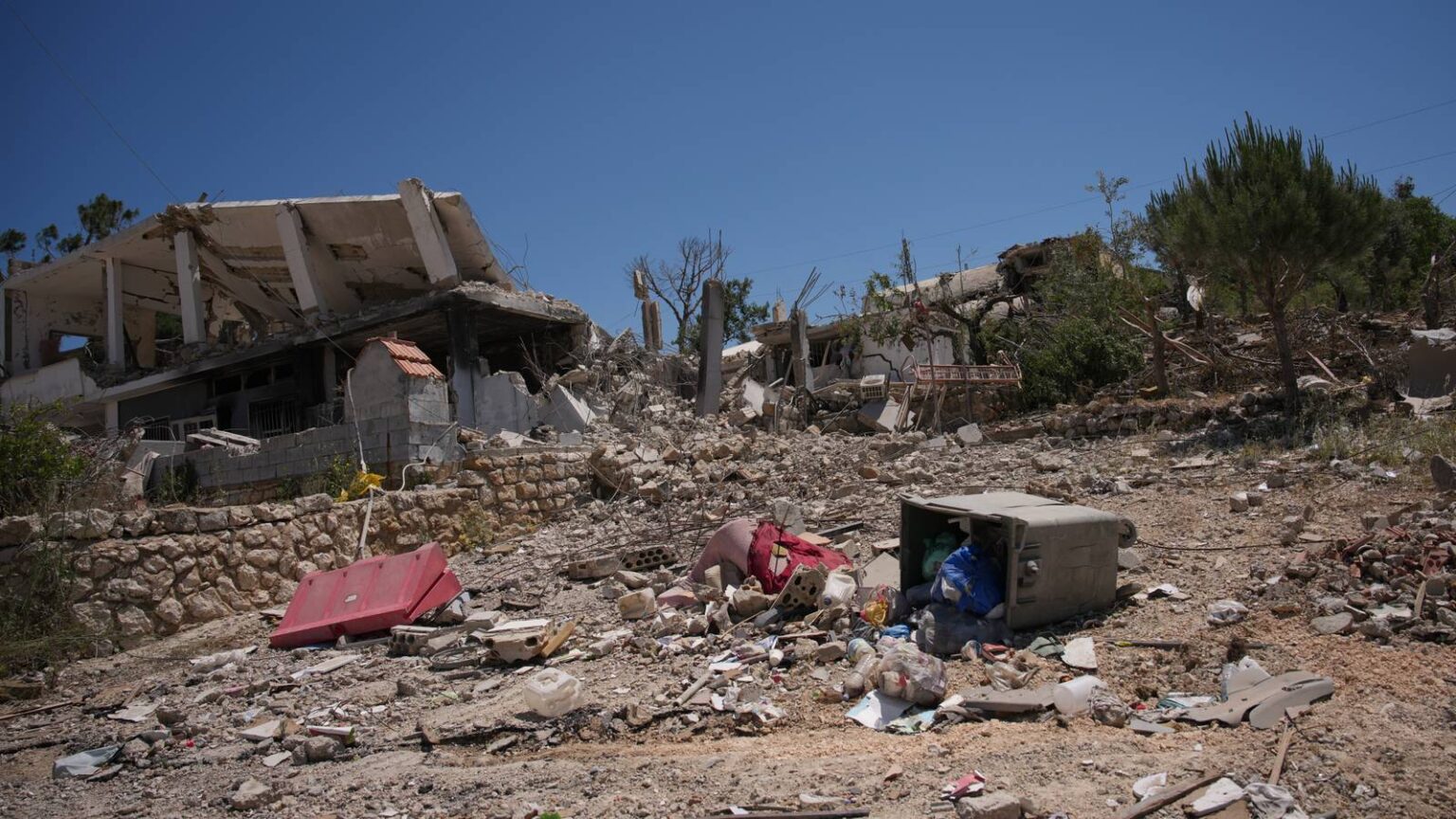 Iran Responds to a Second Day of US Strikes by Firing at Gulf States and Jordan Iran Responds to a Second Day of US Strikes by Firing at Gulf States and Jordan