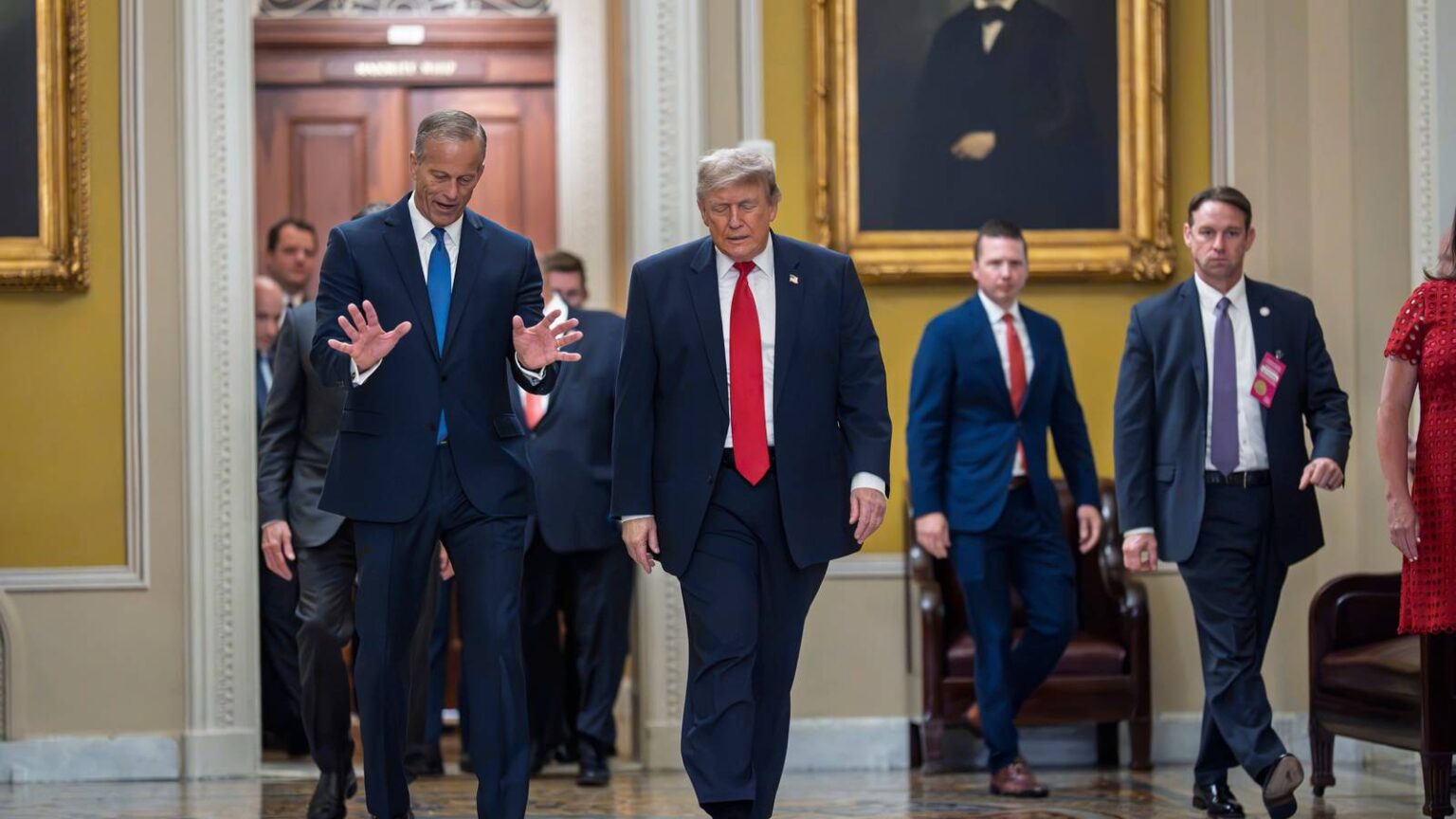 Senate Republicans Reject War Powers Resolution After Trump Berates Them at Capitol Meeting