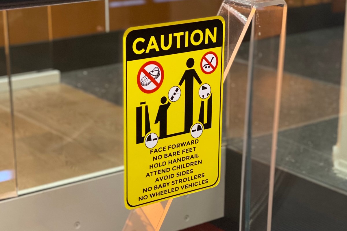 sign banning Crocs